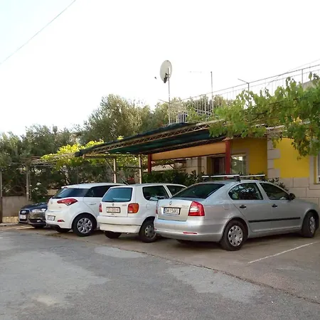 With Parking Space Mavarstica, Ciovo - 25405 Apartamento