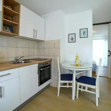 With Parking Space Mavarstica, Ciovo - 25405 Apartamento *